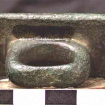 Click para ampliar. Pulsa en el nombre para ver la ficha. Sello romano de bronce: vista superior